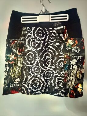 Coco & Tashi Mixed Media Graphic Print Mini Skirt - Size 12